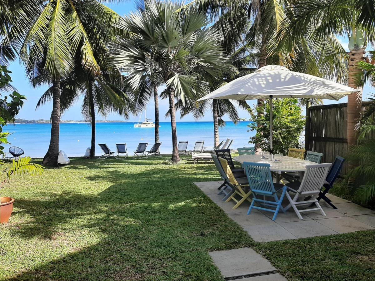 Fantastic Spacious Beachfront Villavacances Grand Bay Exteriér fotografie